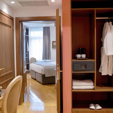 Acropolian Spirit Boutique Hotell Aten